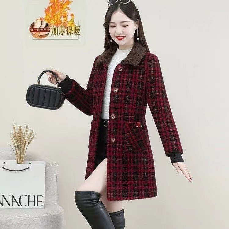 妈妈冬装仿水貂绒外套中年女洋气显瘦加绒格子毛呢大衣中长款女装