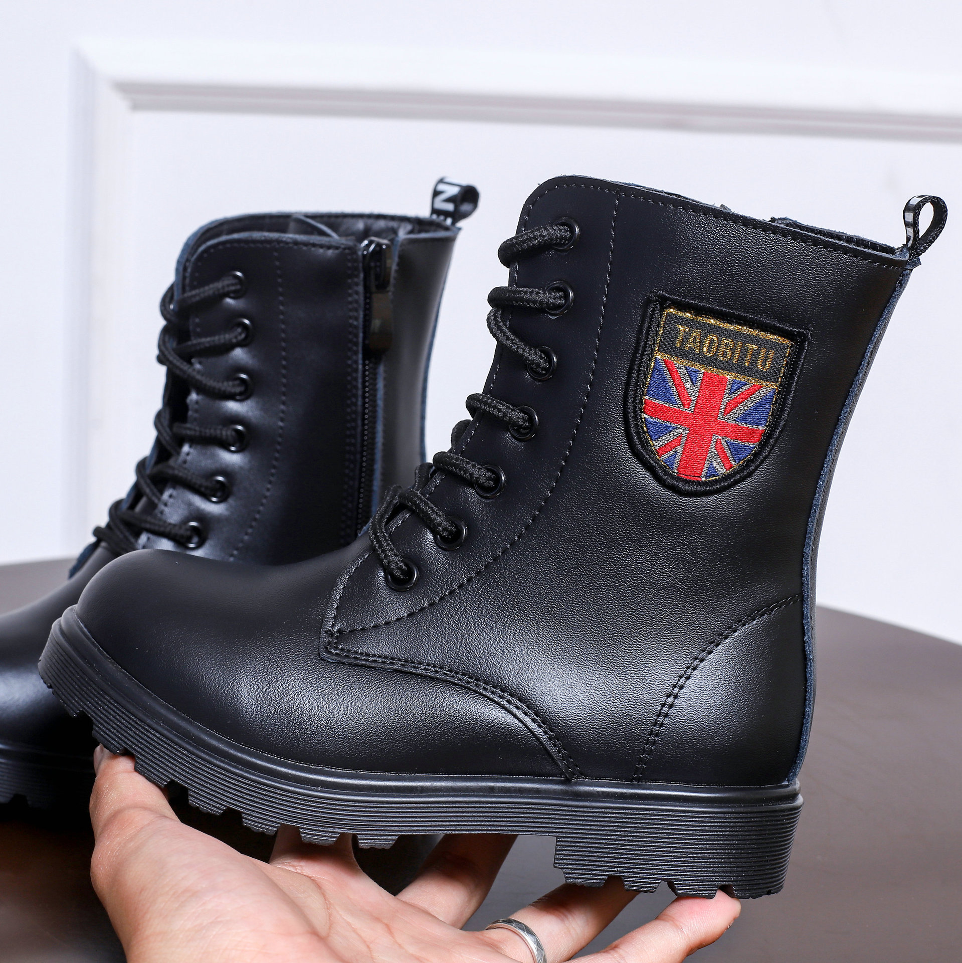 儿童靴子2021 秋冬新款真皮单靴 女童骑士靴中大童马丁靴加绒男童