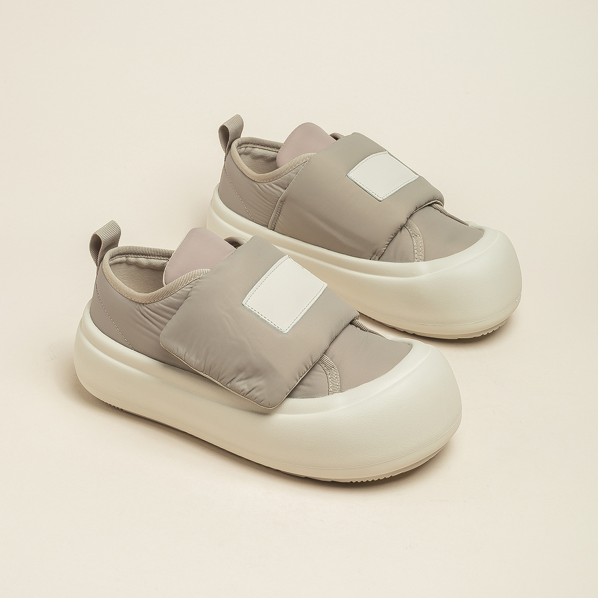 欧洲站魔术贴大头面包鞋女2022年冬季新款ins潮厚底休闲运动板鞋