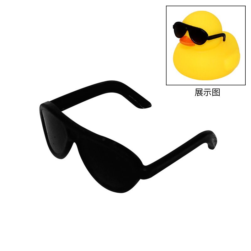 Small Yellow Duck Wholesale Accessories Swim Ring Earphone Decoration Fashion Style Neighborhood Milk Tea Shop Gift Toy Small Gift Accessories