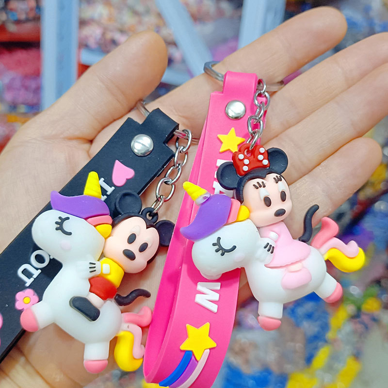 新款米奇钥匙扣可爱卡通动漫汽车挂件书包挂饰礼品批发kt猫钥匙圈