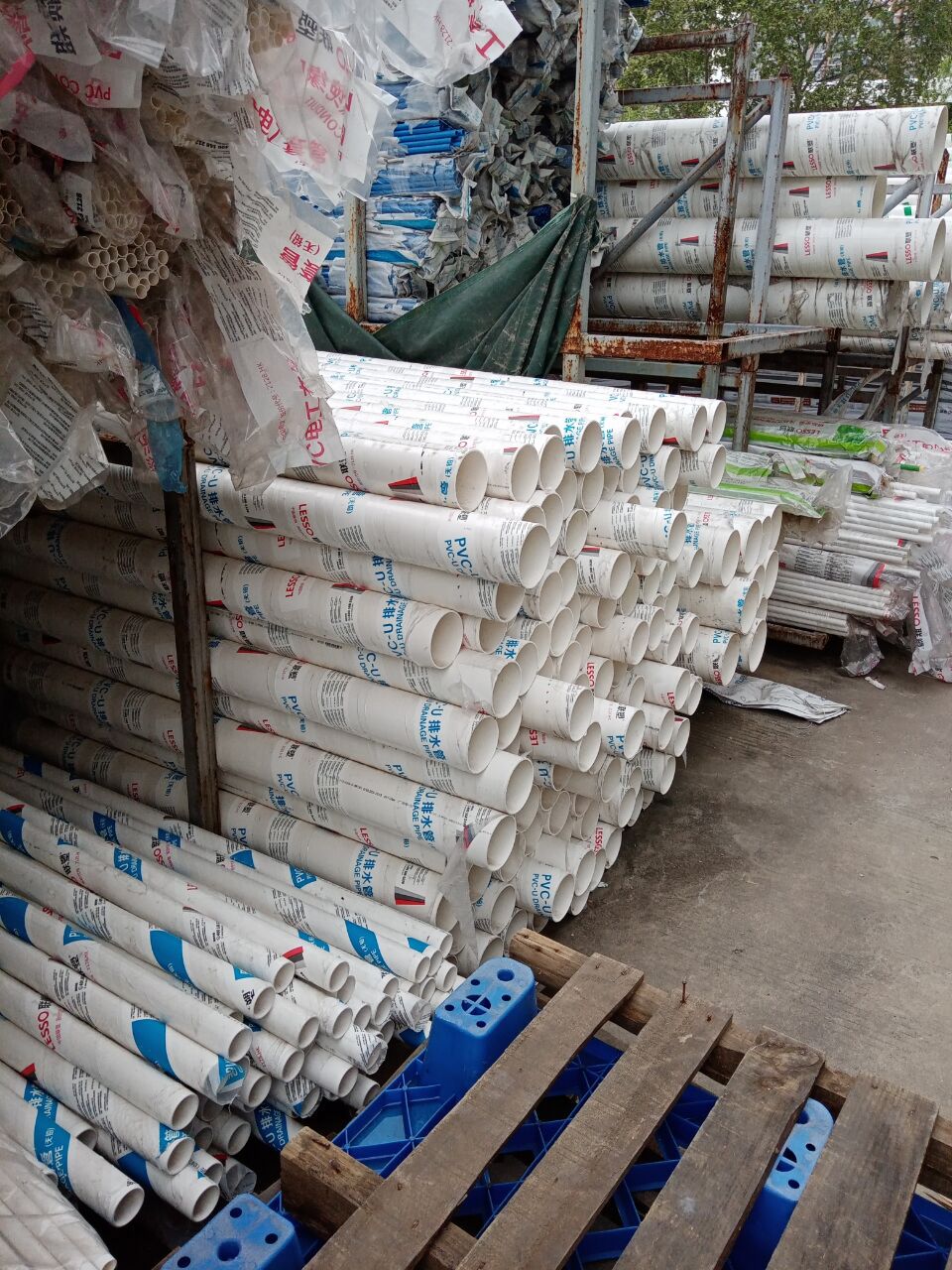 联塑牌 upvc排水管 ppr给水管 配件五金件 规格齐全