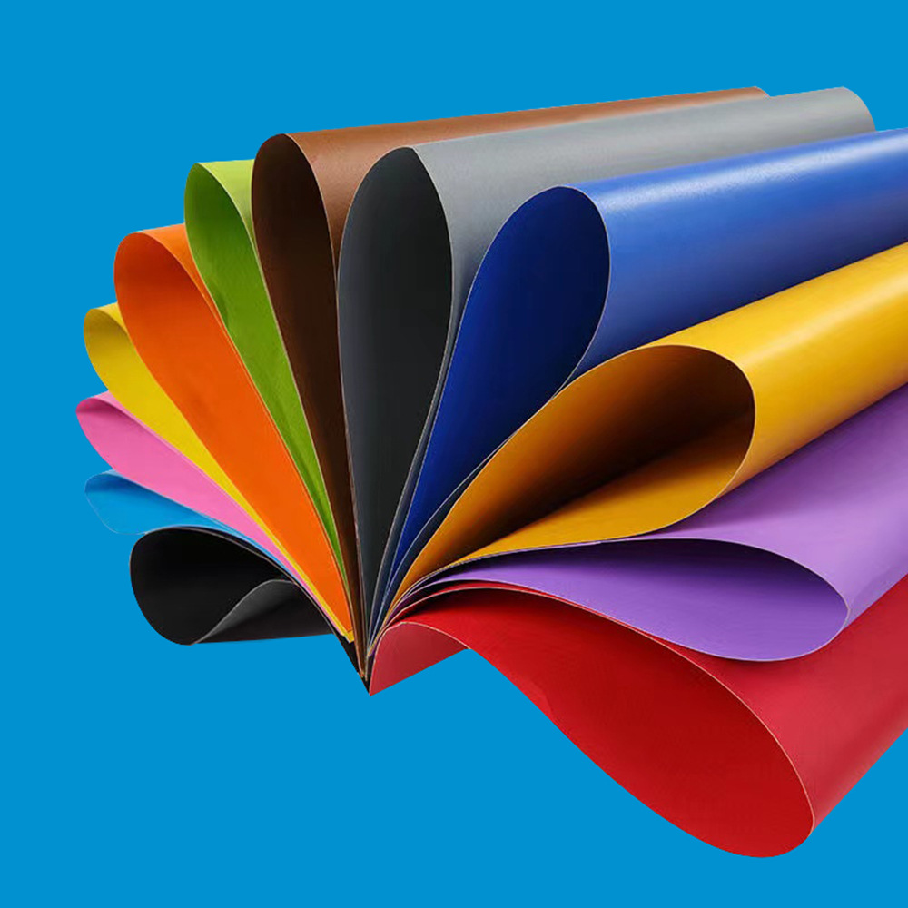 彩色pvc片材 彩色磨砂pvc塑料卡片 彩色硬胶片 服装吊牌 挂牌模切