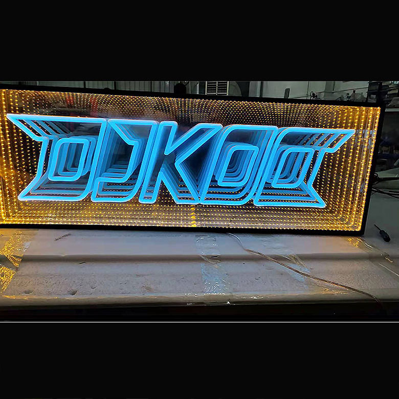 网红深渊镜霓虹灯发光灯箱镜面反射霓虹灯发光字千层镜招牌装饰灯