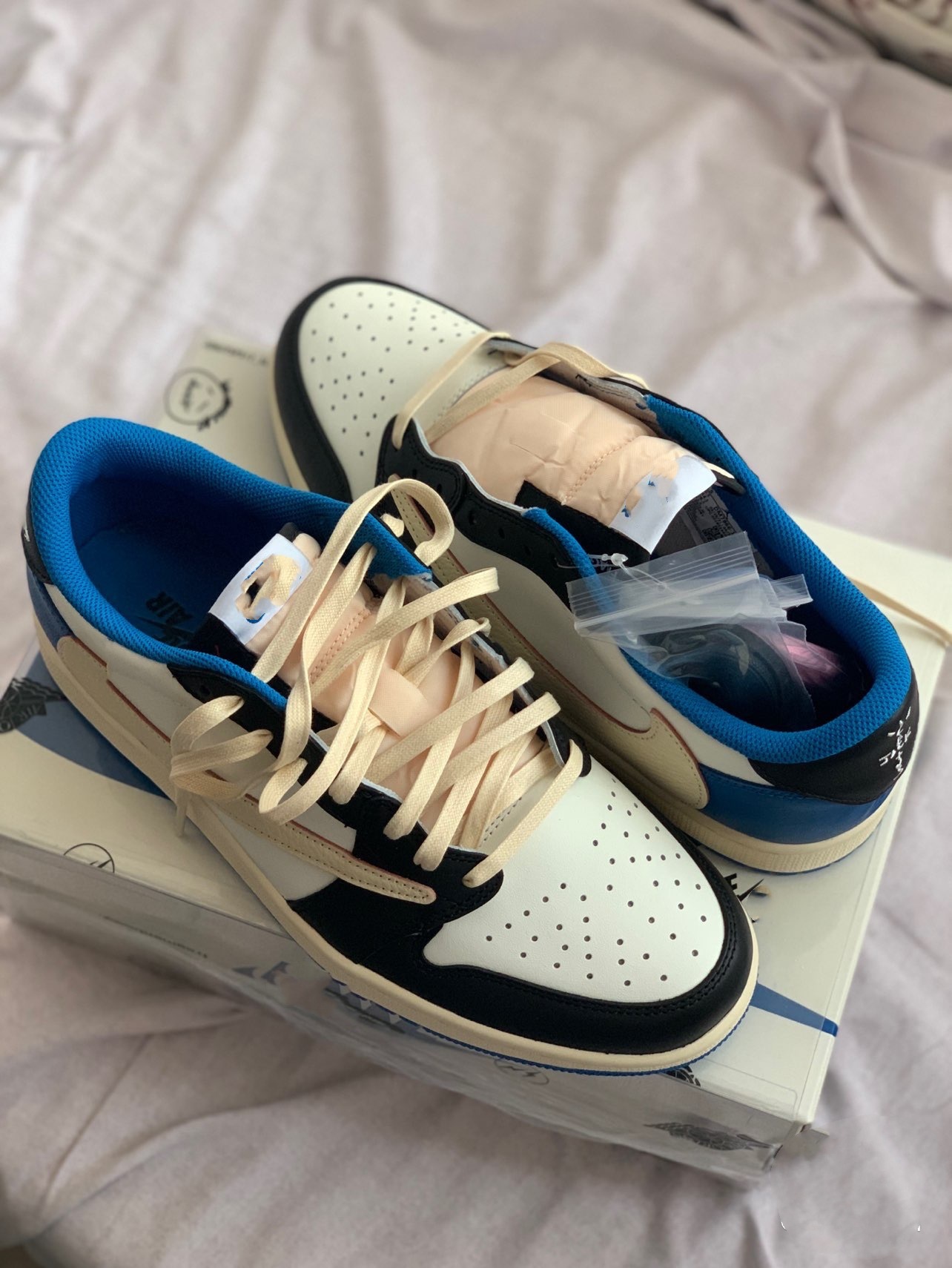 1莆田鞋高版本低帮男女板鞋闪电倒钩情侣休闲运动鞋a0j1纯原-阿里巴巴