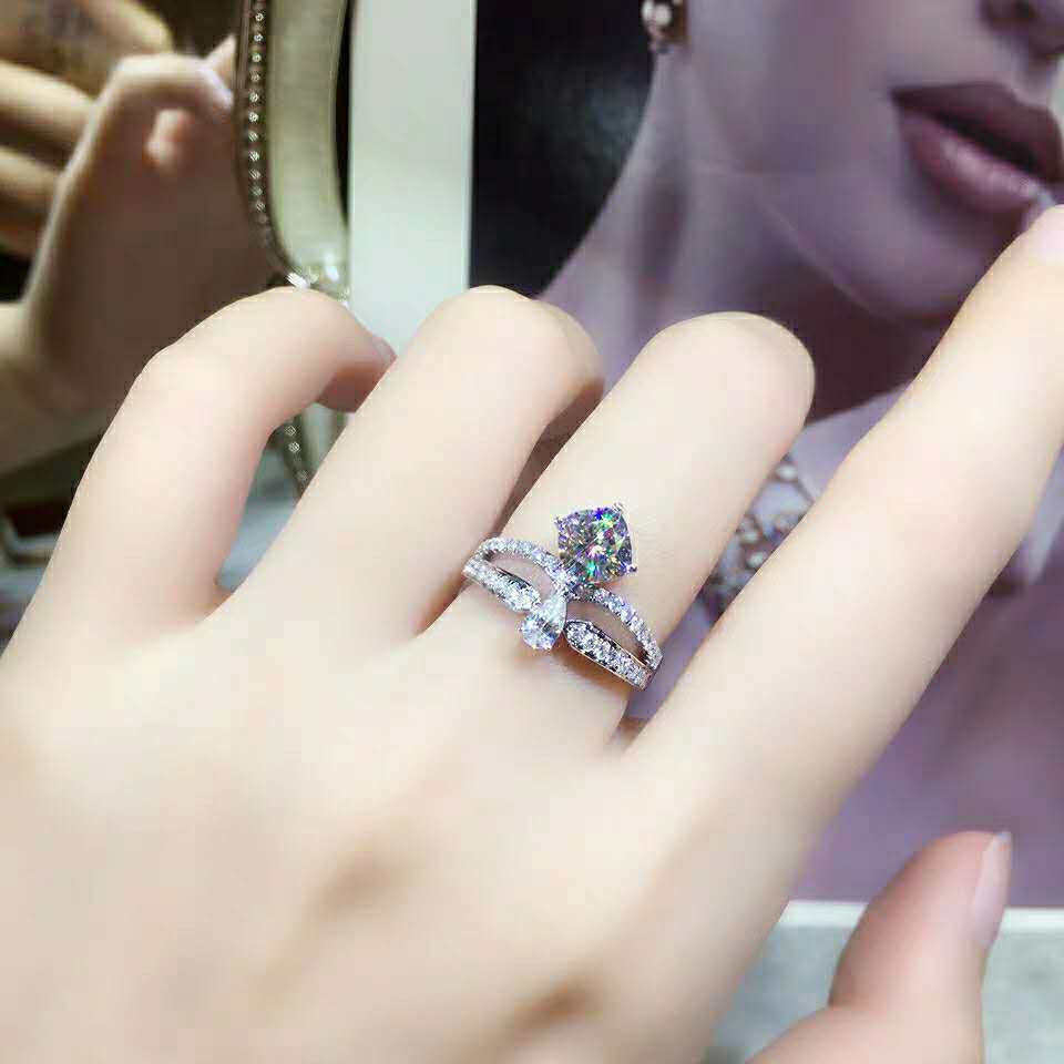 为爱加冕皇冠水滴四爪方钻克拉公主戒指女 pt950双层钻戒订婚戒指