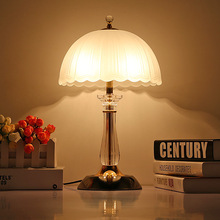 家用温馨浪漫主卧室台灯北欧简约现代客厅可调光led玻璃床头灯具