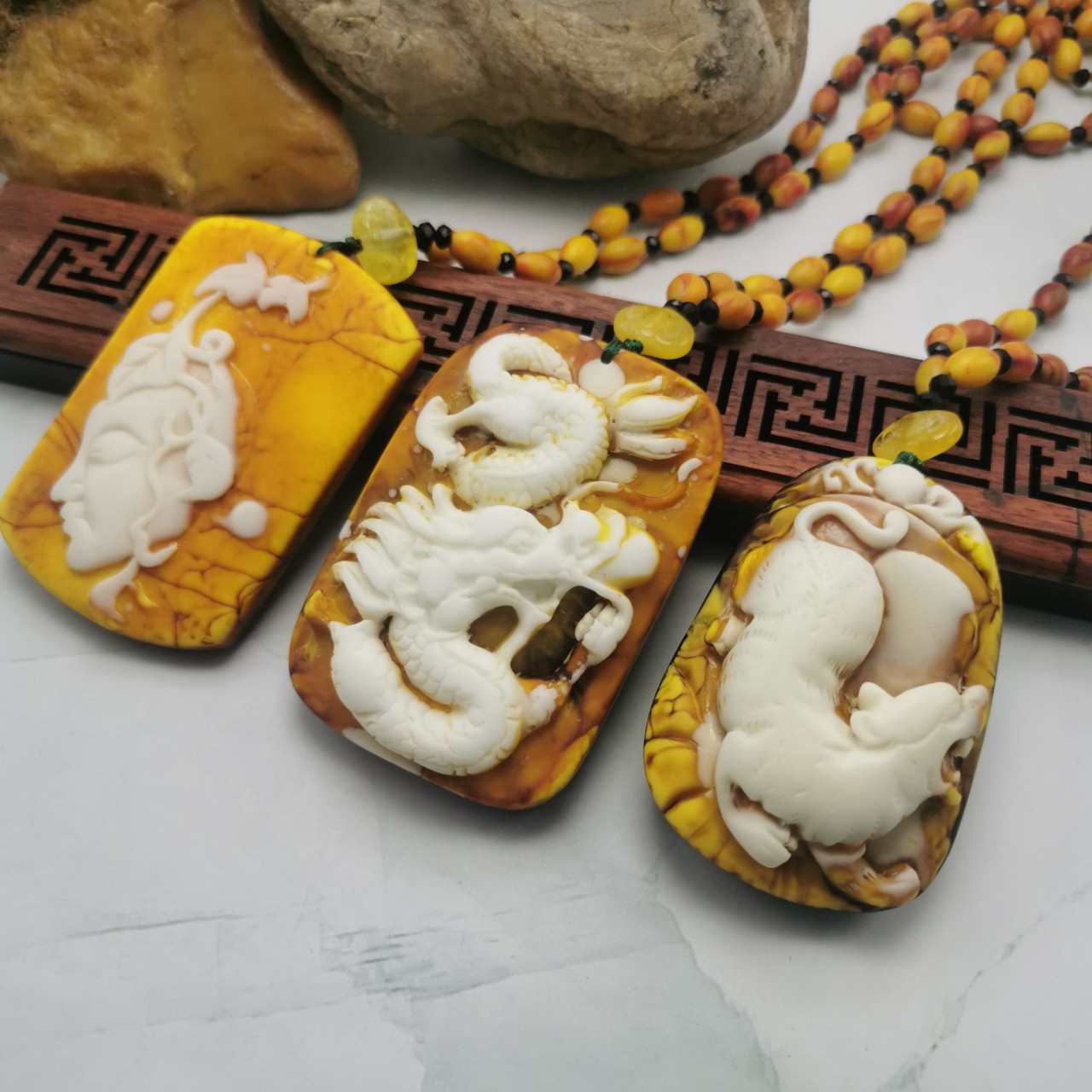 2021新款长款项链龙涎香吊坠秋冬毛衣链挂饰旅游景区纪念礼品批发