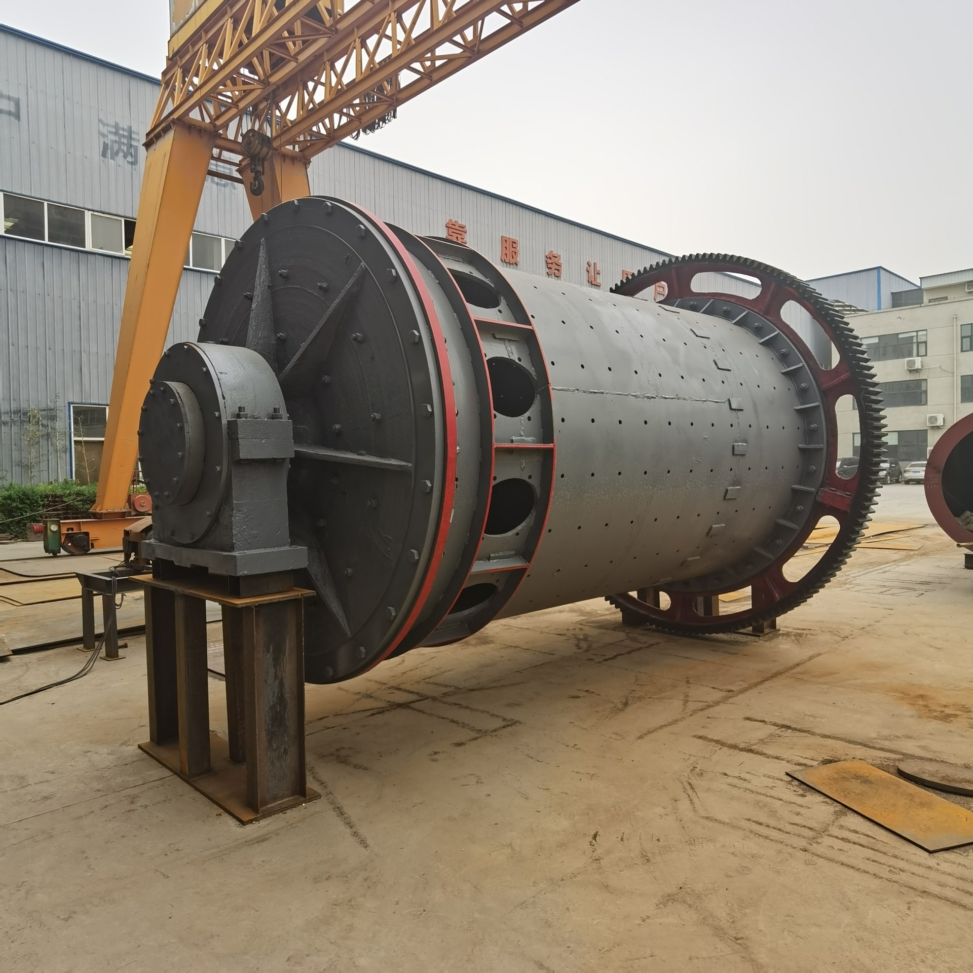 【现货出售】棒磨式制砂机新型球磨制沙机钢棒钢球破碎机制砂设备