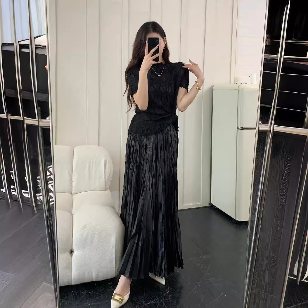 2024年夏季半身裙轻奢优雅流光工艺手工捉褶高腰修身显瘦大摆裙女