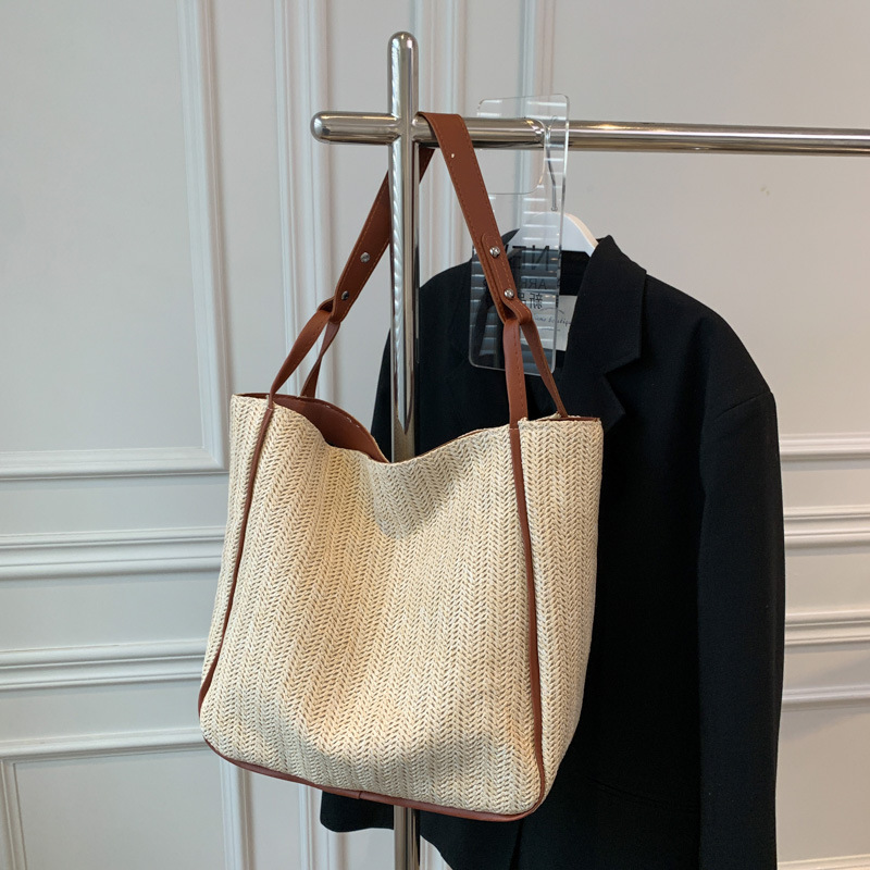 Straw Bag Casual Weaving Partysu Shoulder Bag Ins Summer Trendy New Fashion Bucket Bag Portable Tote Bag