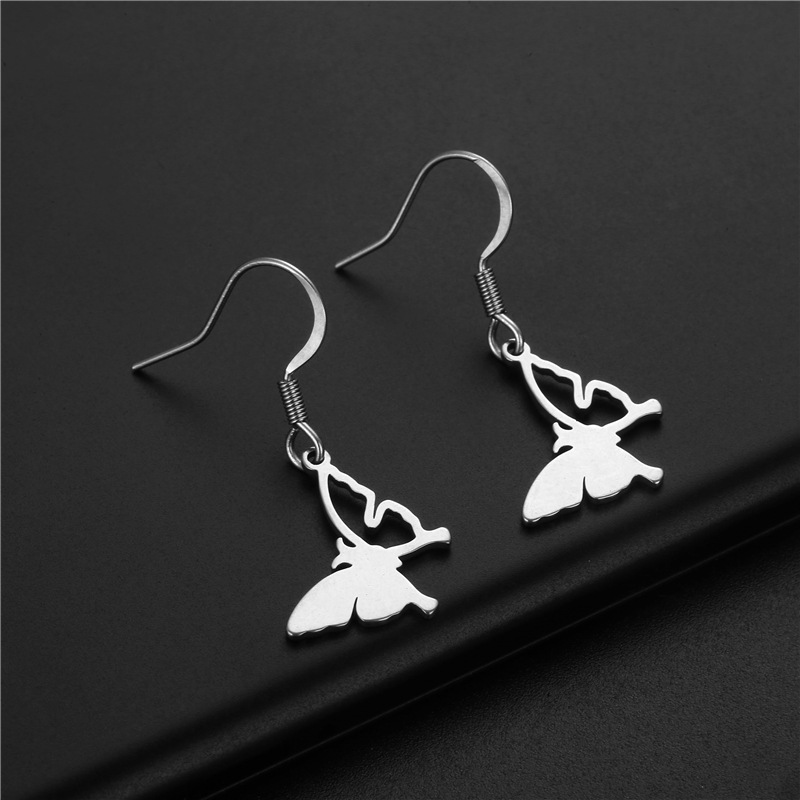 Amazon European and American Earrings Supply Stainless Steel Mesh Red Butterfly Earrings Hip Hop Stainless Steel Flying Butterfly Ear Hook Color Retention