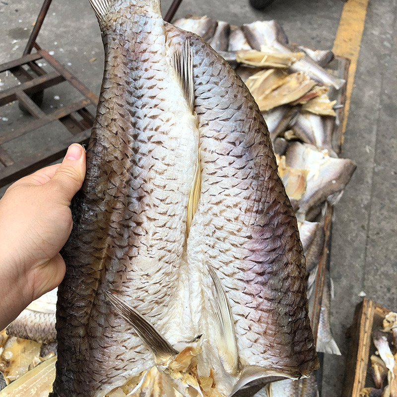 去头开背草鱼干整条装自制腌制草鱼块咸鱼块去头开背干鱼
