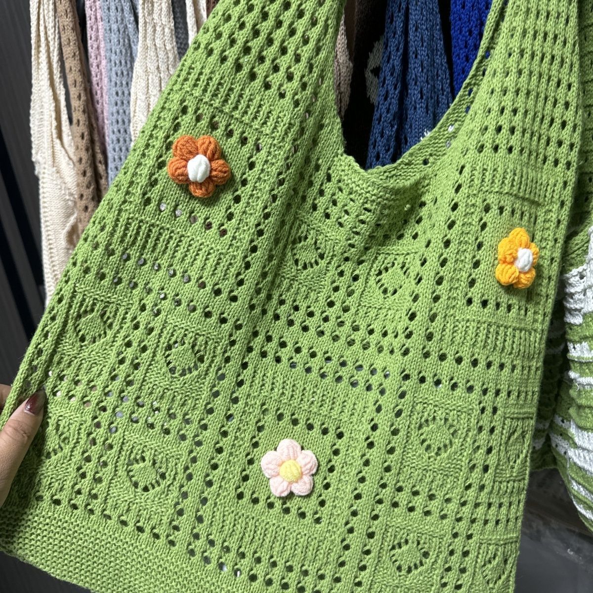 小众时尚针织单肩通勤包松弛感包包冬手拎大容量托特编织元素