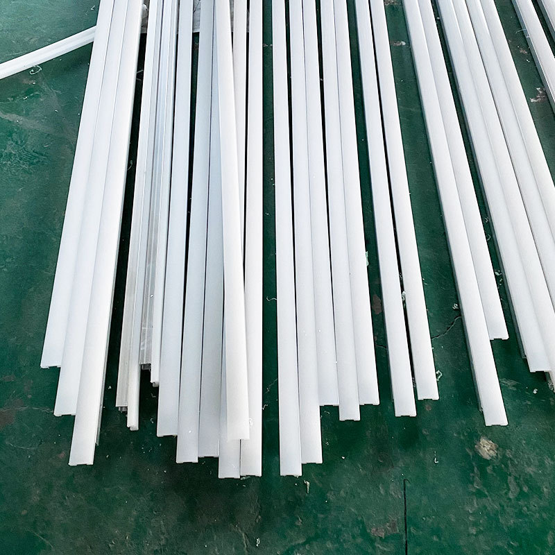 高分子聚乙烯pe垫条 高密度小c护栏 流水线输送弯轨链条导轨衬条