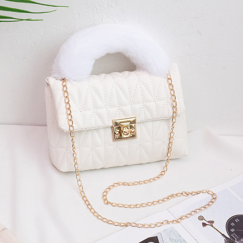 Sweet Cute Plush Hand-Carrying Bag Fashion Rhombus Chain Shoulder Bag Personality Embroidered Crossbody Bag Mini Phone Bag