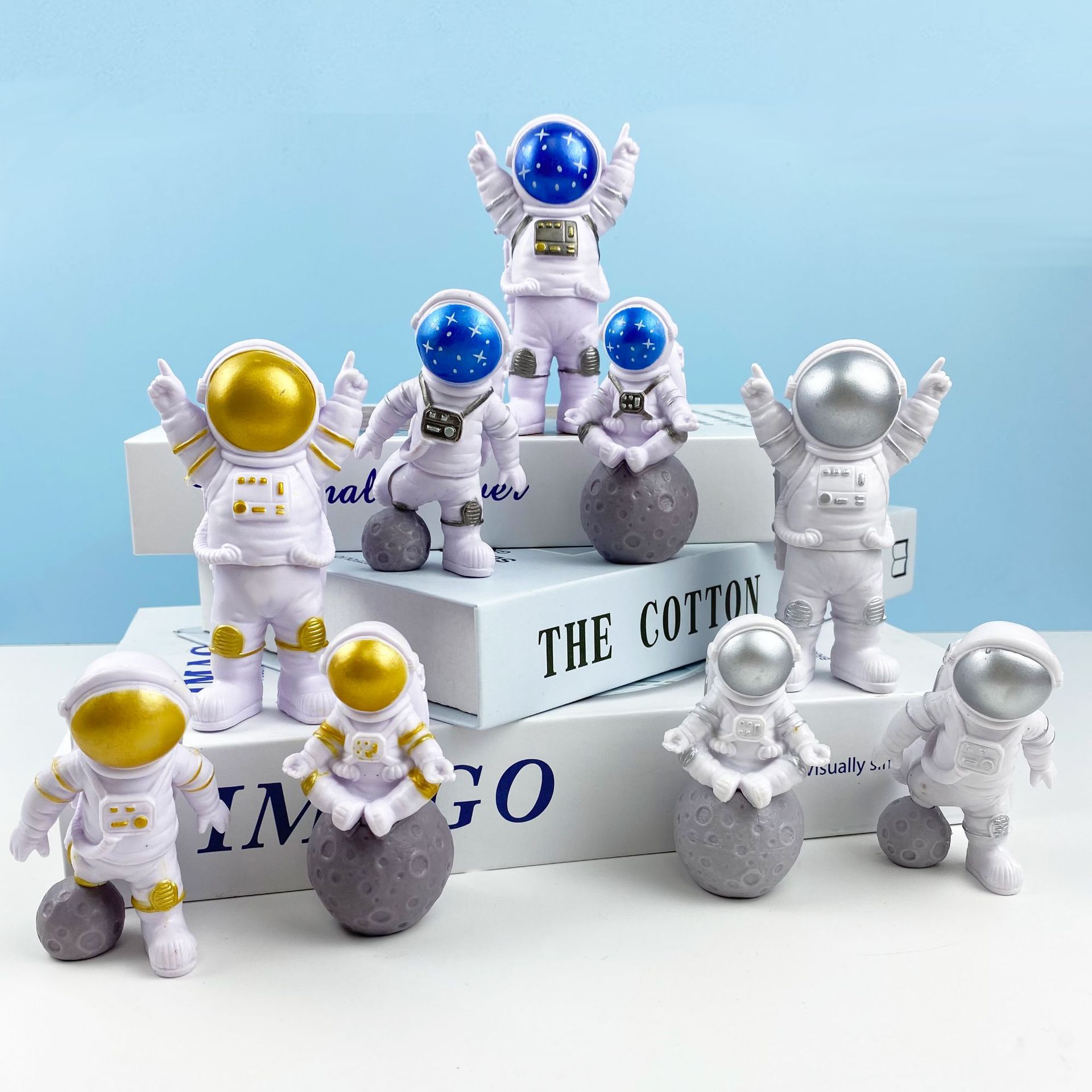 星际太空人宇航员三件套盲盒手办娃娃机玩具公仔玩偶模型蛋糕摆件