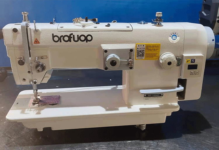 批发1530自动供油大梭曲折缝机 皮革厚料三角针包边机工业缝纫机