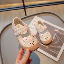 韩版童鞋2024春季女童可爱兔子休闲软底单鞋女宝宝浅口魔术贴板鞋