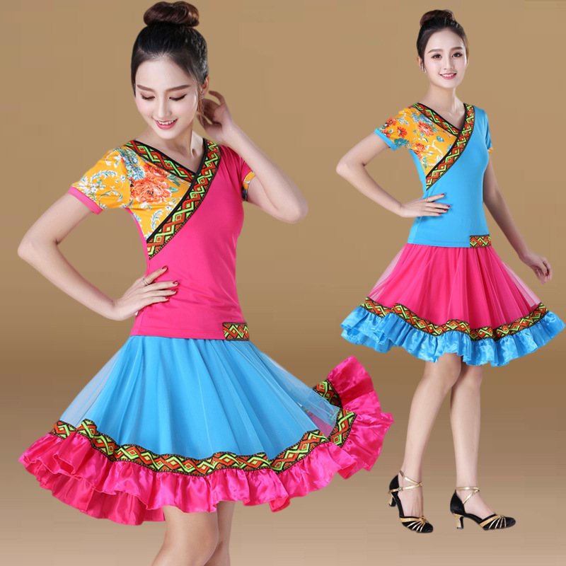 广场舞服装女夏装新款套装跳舞衣服夏季中老年套裙两件套民族风