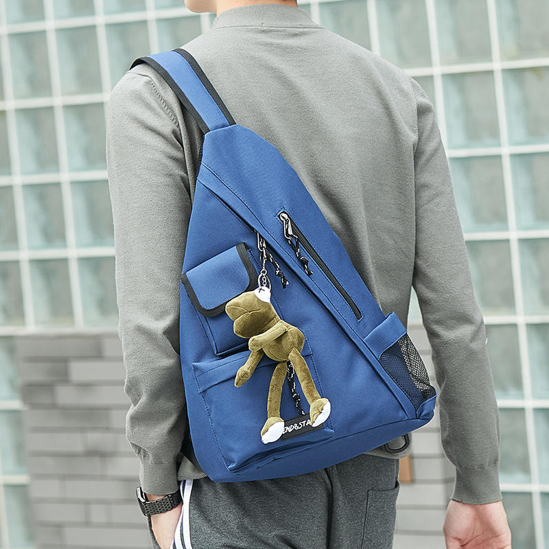 批发斜挎包男潮牌街头潮流跨包包休闲后背小背包斜背单肩男士包