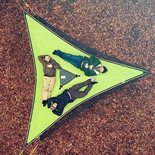 空中多人三角吊床 便携式网眼网布吊床 空中树帐篷休闲网床