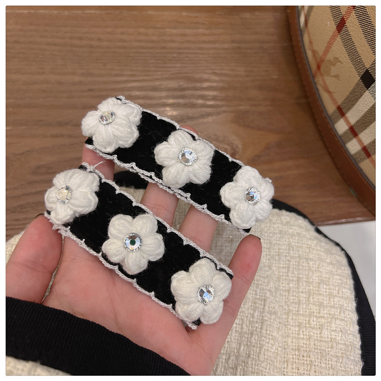 黑白经典发夹复古小香风山茶花bb夹女毛线针织发卡侧边夹网红头饰