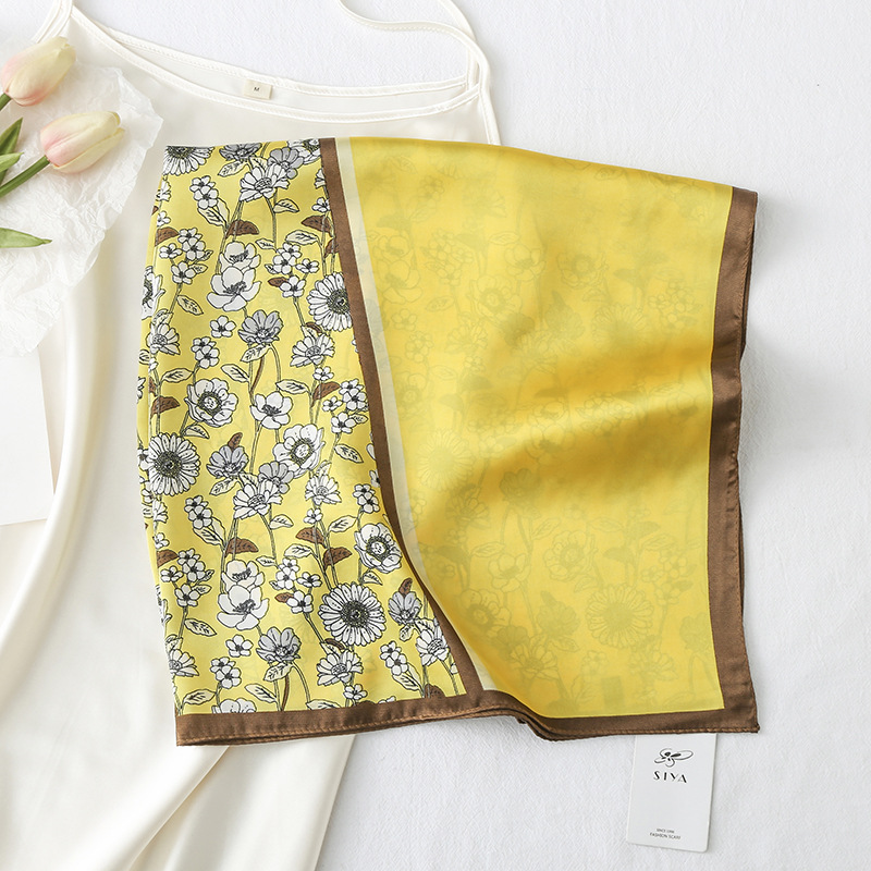 Spring and Summer New Artificial Silk Small Square Towel Floral Elegant Professional Small Silk Scarf Korean Fashion Small Scarf Hand Gift