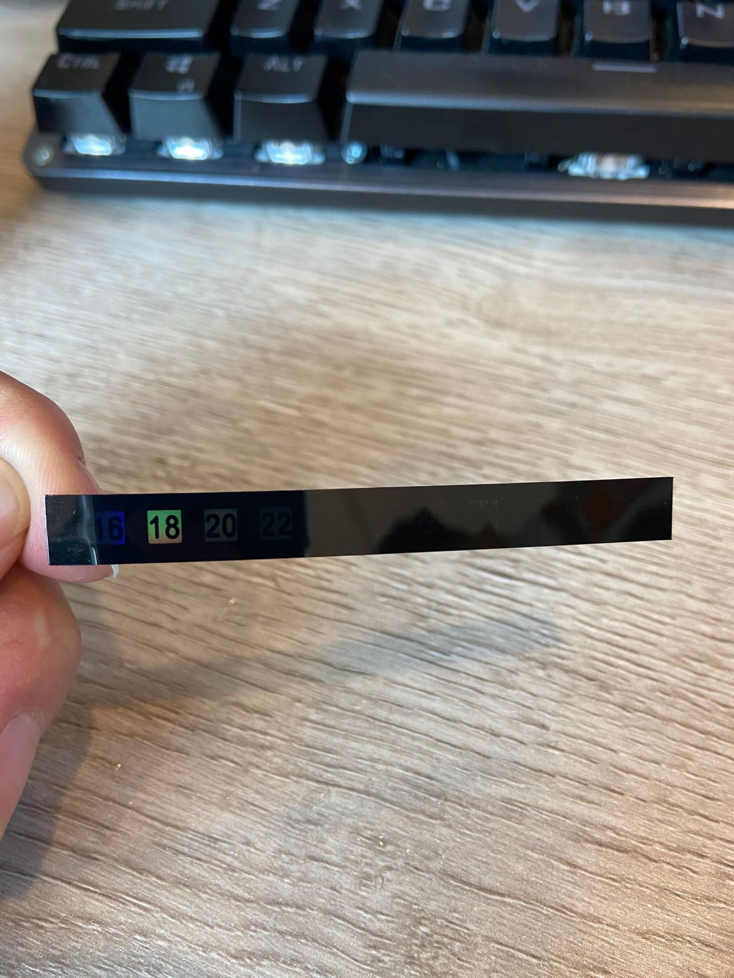 贴片温度计 数字变色温度计 液晶显色 贴片式温度计 厂家定制