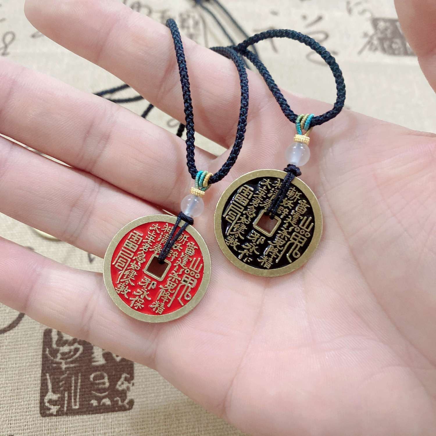 朱砂红山鬼花钱项链吊坠女国风新潮铜钱手工挂件编织情侣闺蜜礼物