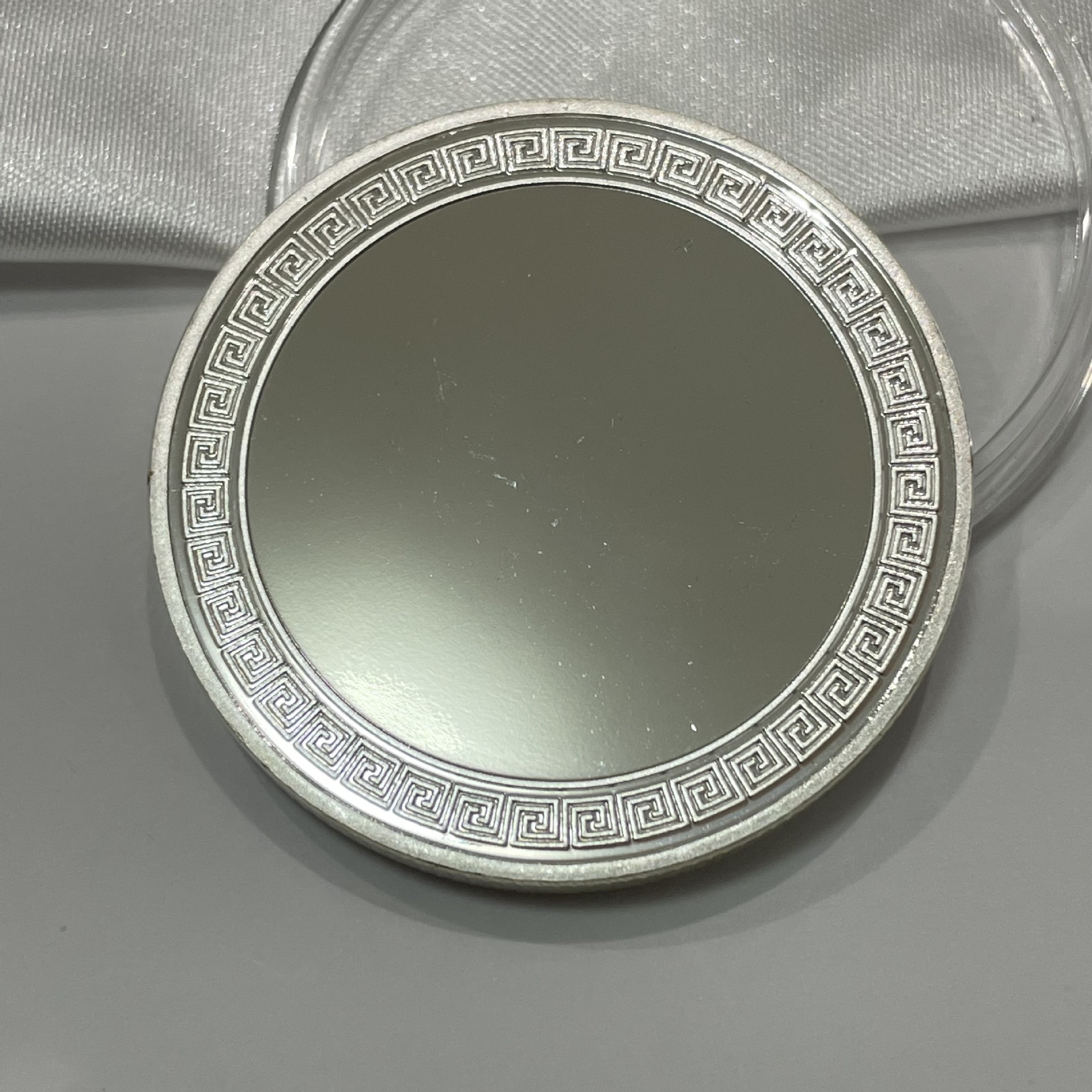 跨境现货光面镜面空白币DIY纪念章激光彩印UV雕刻金属电镀工艺品