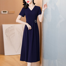 藏蓝色连衣裙夏季2023新款收腰显瘦长款气质大摆裙高级感淑女长裙