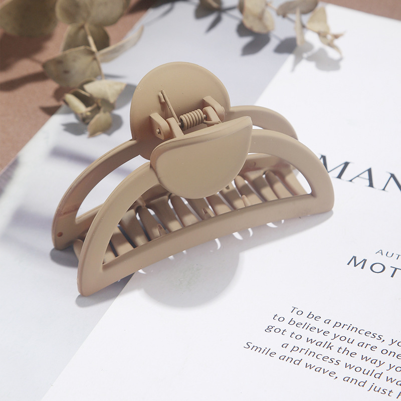 韩式新款莫兰迪色简约时尚抓夹磨砂质感半圆马尾发夹洗澡盘发抓夹