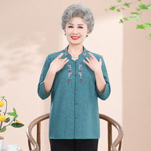 70岁奶奶装开衫对称小花刺绣单排扣七分袖衬衫老年人春季休闲衬衣