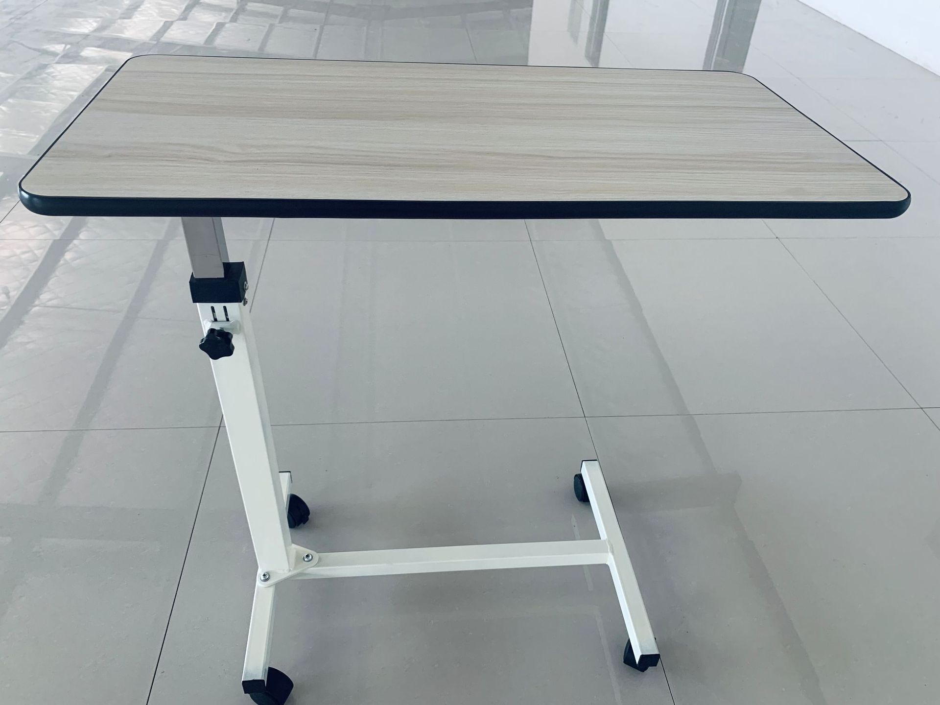 加厚钢制护理床餐桌 病床移动护理桌 餐桌便携升降 餐桌