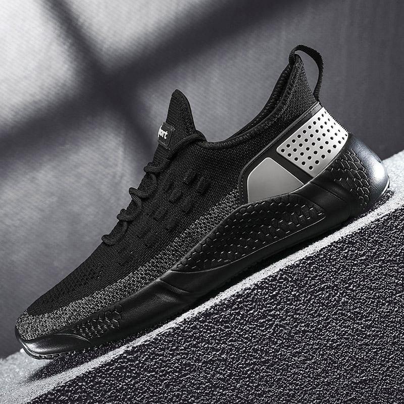 男鞋2021新款夏季多走路流行超轻运动鞋潮流时尚跑步休闲跨境大码