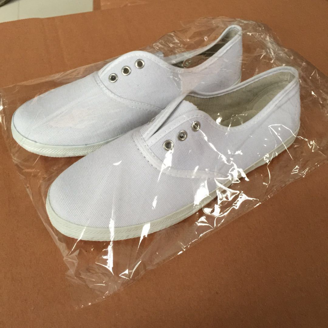 厂家直销山东大白网鞋 运动帆布鞋白色球鞋 白事孝鞋 白色田径鞋