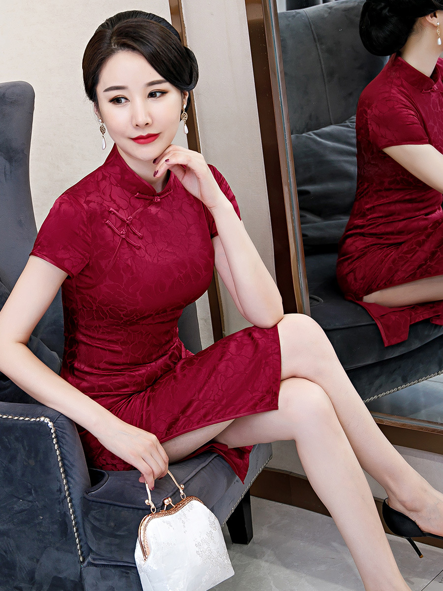 真丝旗袍桑蚕丝连衣裙妈妈中年女喜婆婆结婚礼服中长款酒红色批发