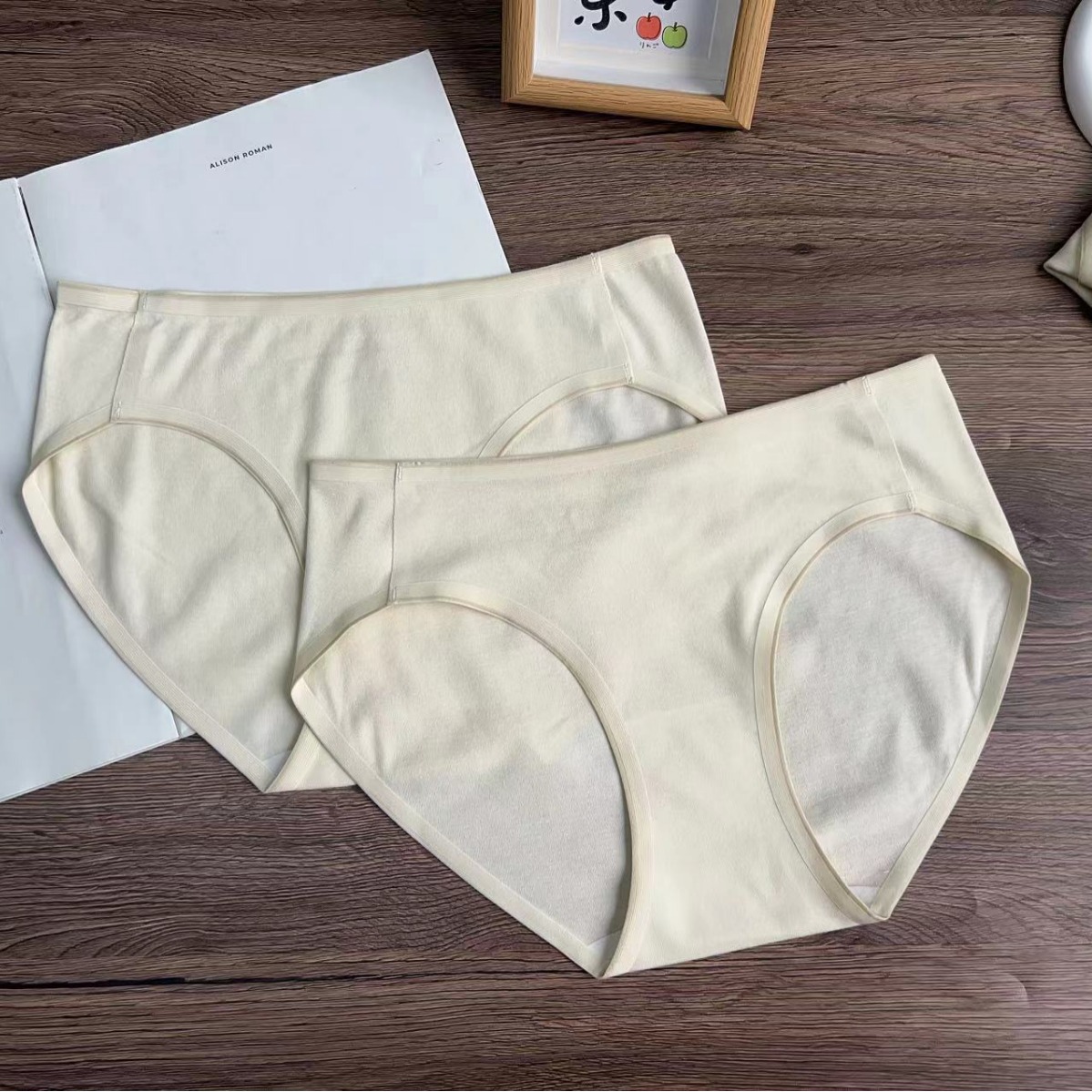 2413#特价便宜清货2元 78%棉低腰女士内裤透气三角内裤批发-阿里巴巴