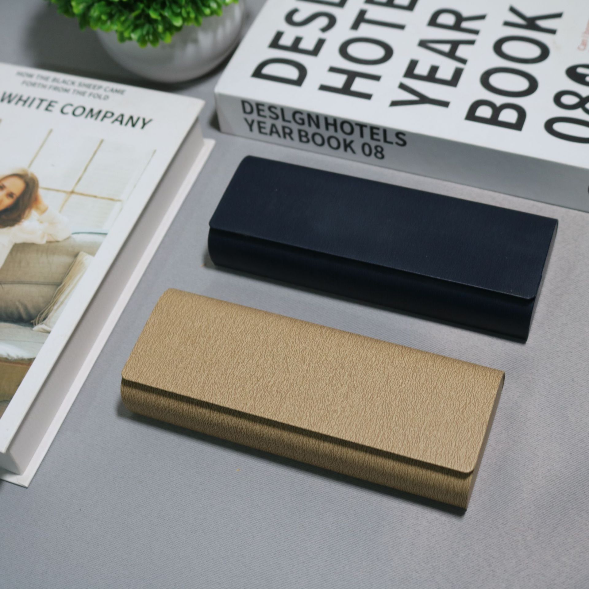 大号眼镜盒便携抗压老花眼镜盒皮革近视手工眼睛盒可印logo