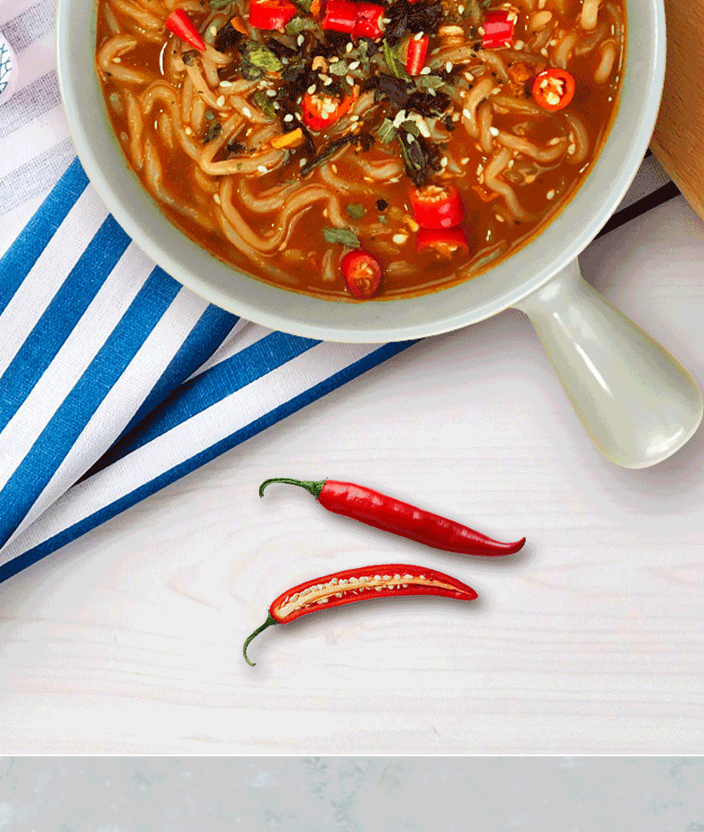 魔芋酸辣粉低脂饱腹健身代餐主食桶装轻卡速食即食粉丝一件代发