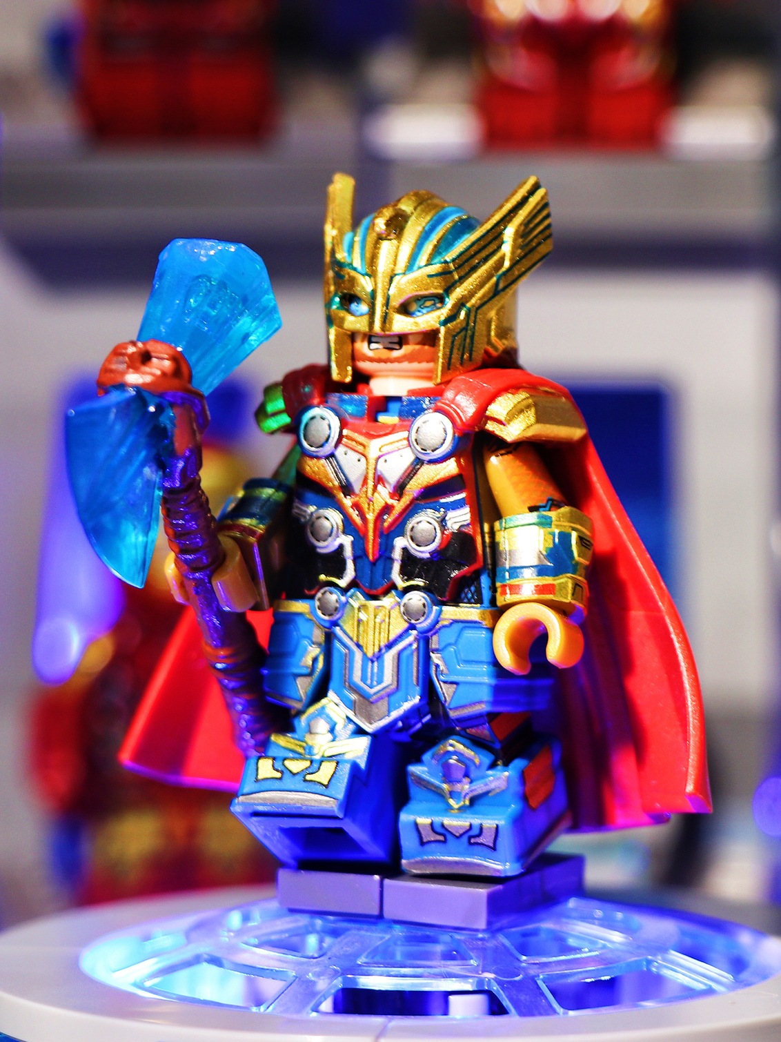 兼容乐高超级英雄雷神4盔甲披风益儿童智拼装积木人仔玩具wm2417a