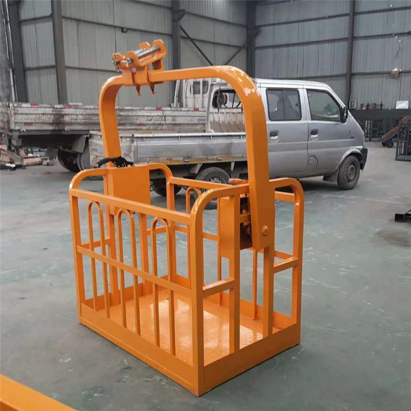 销售吊车吊笼 小高层作业吊车吊篮 1.5米可旋转吊篮