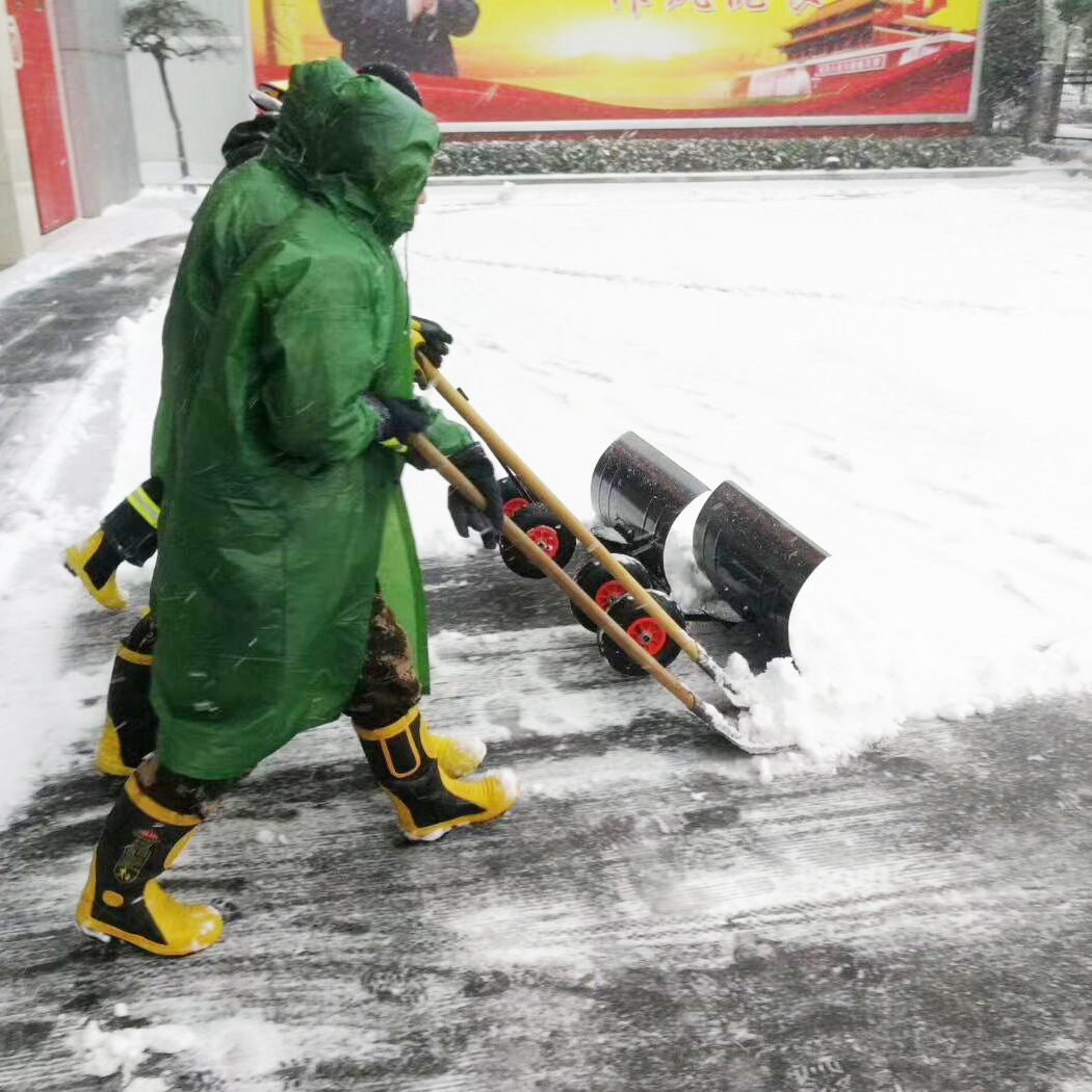 铲雪工具除雪设备推雪板扫雪车机器轮式手推雪铲大号雪锹铲子