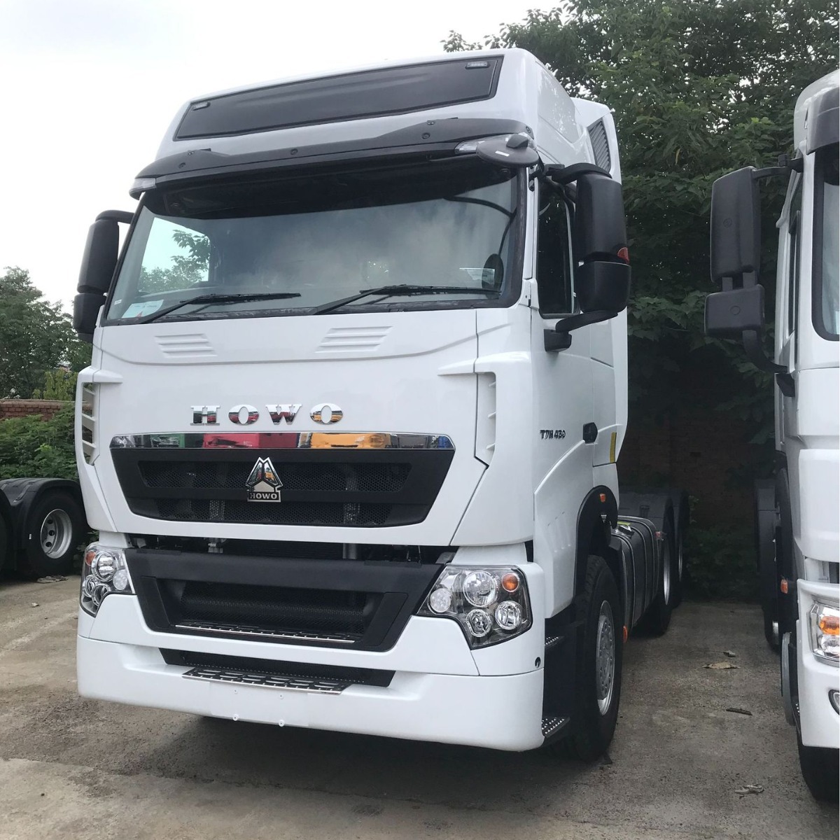 代理出口sinotruk豪沃a7曼发动机10轮牵引车头18953179828-阿里巴巴