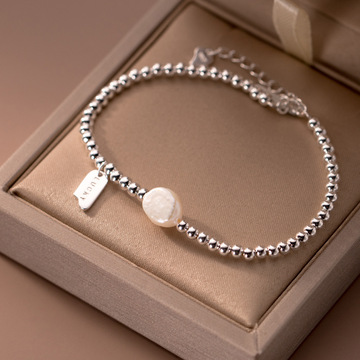 爱洛奇 s925银法式巴洛克珍珠字母牌网红款气质女士光珠手链s5459