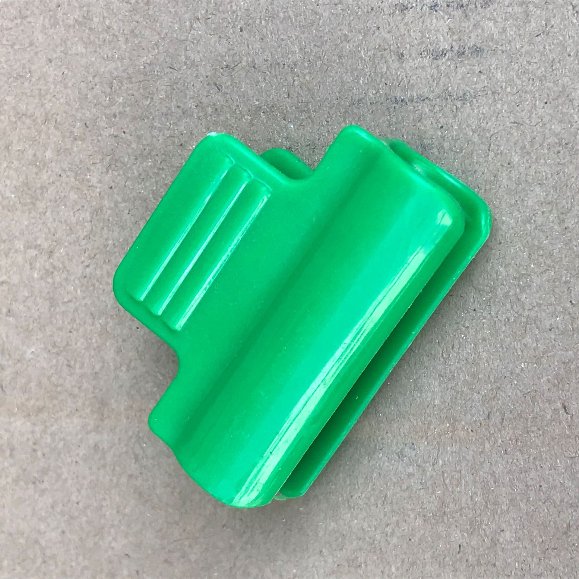 Φ11mm,Φ16mm,Φ19mm,抗老化大棚配件pp塑料夹子温室压膜卡扣防虫网