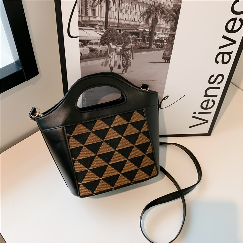 Foreign Trade Bag Women's Bag Autumn Tide Stylish Good Texture Bucket Bag Portable Small Square Bag Rhombus Casual Shoulder Crossbody Bag