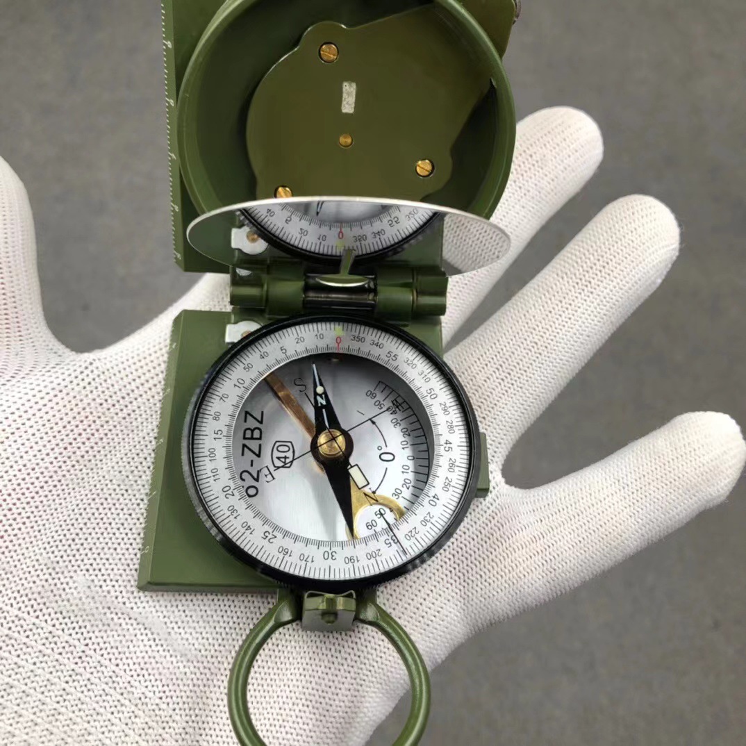 现货62式指北针62zbz型六二指北针精度定向越野车载户外指南针