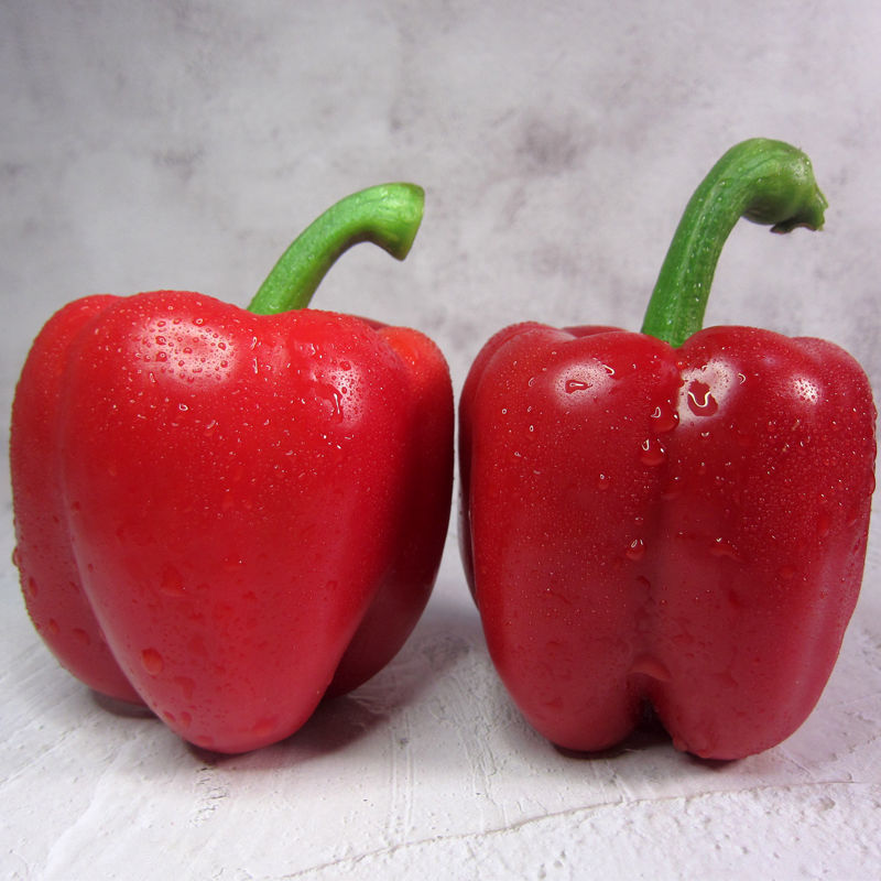 新鲜五彩辣椒太空椒彩椒水果甜椒灯笼椒红黄椒柿子椒批发